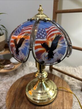 Vtg Patriotic Small Touch Lamp OK LIGHTING Bald Eagle Mountains American Flag